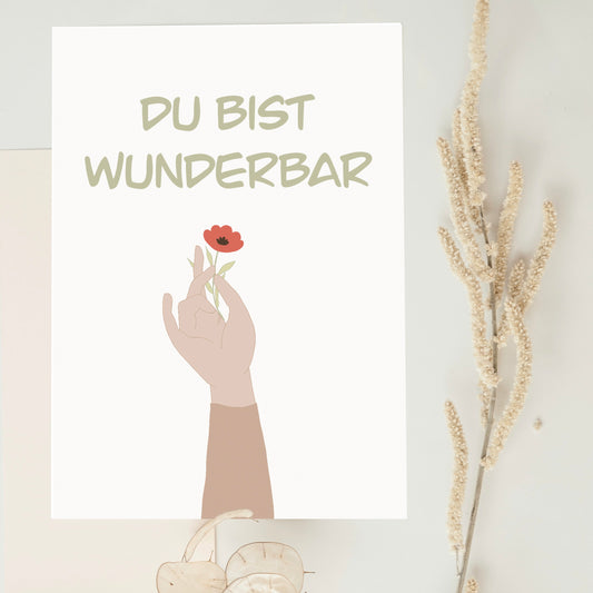 Postkarte „Du bist wunderbar“ mit Blume